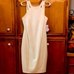 Premier Amour. Size 6. Beautiful white dress